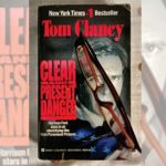 Resensi Buku: Clear and Present Danger - Ketika Negara Berperang dalam Gelap